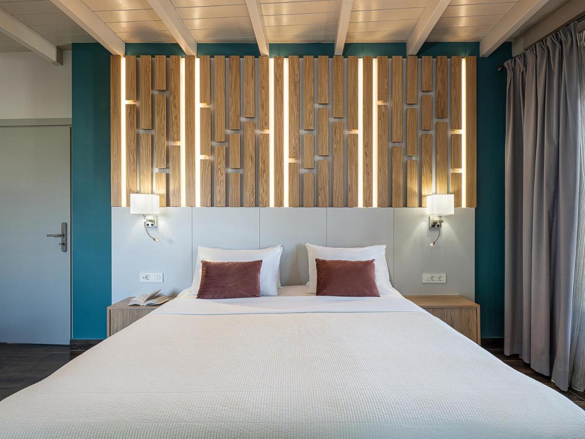 Elia Bettolo 3* La Canea