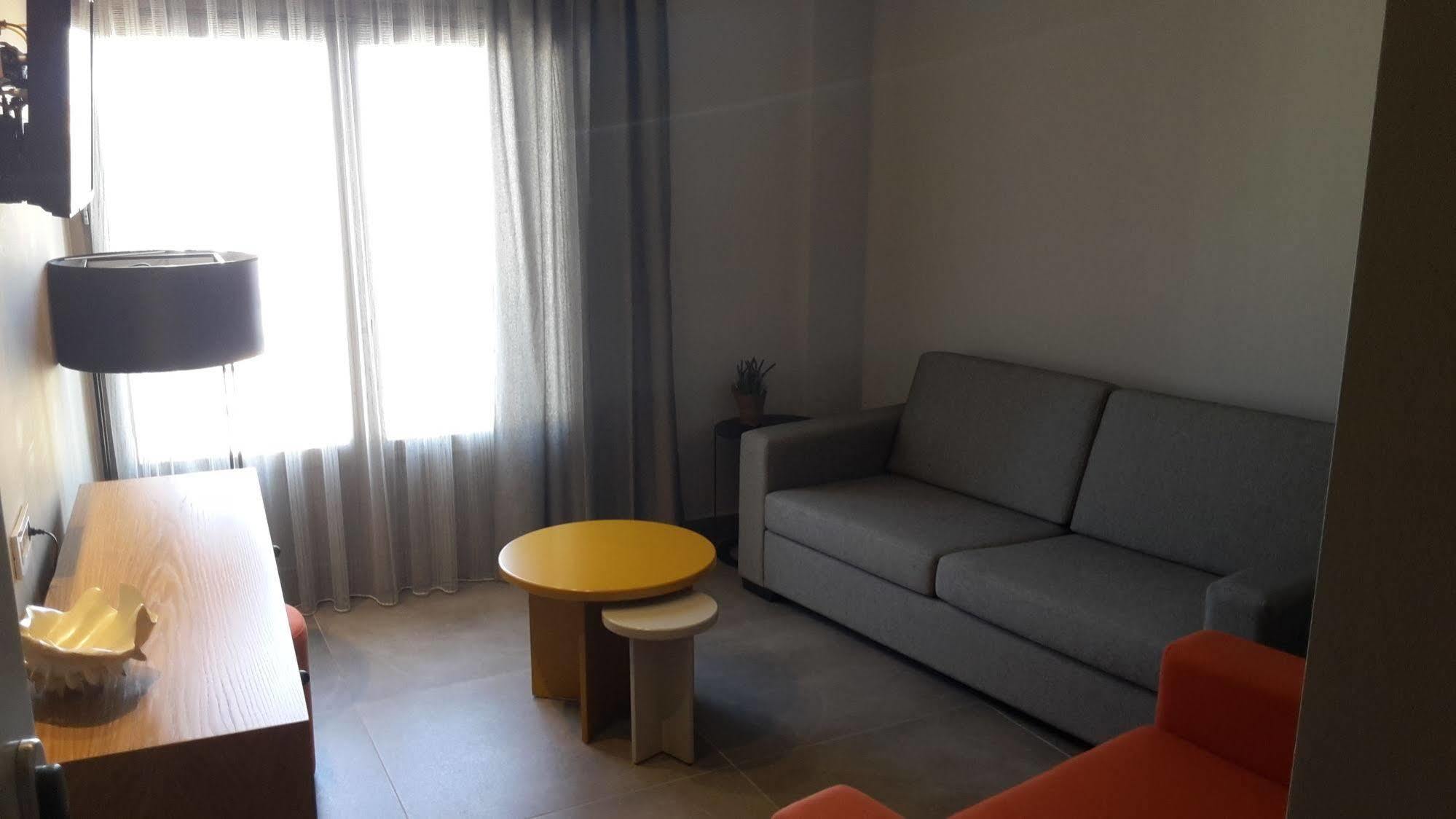 Elia Bettolo Hotel La Canea