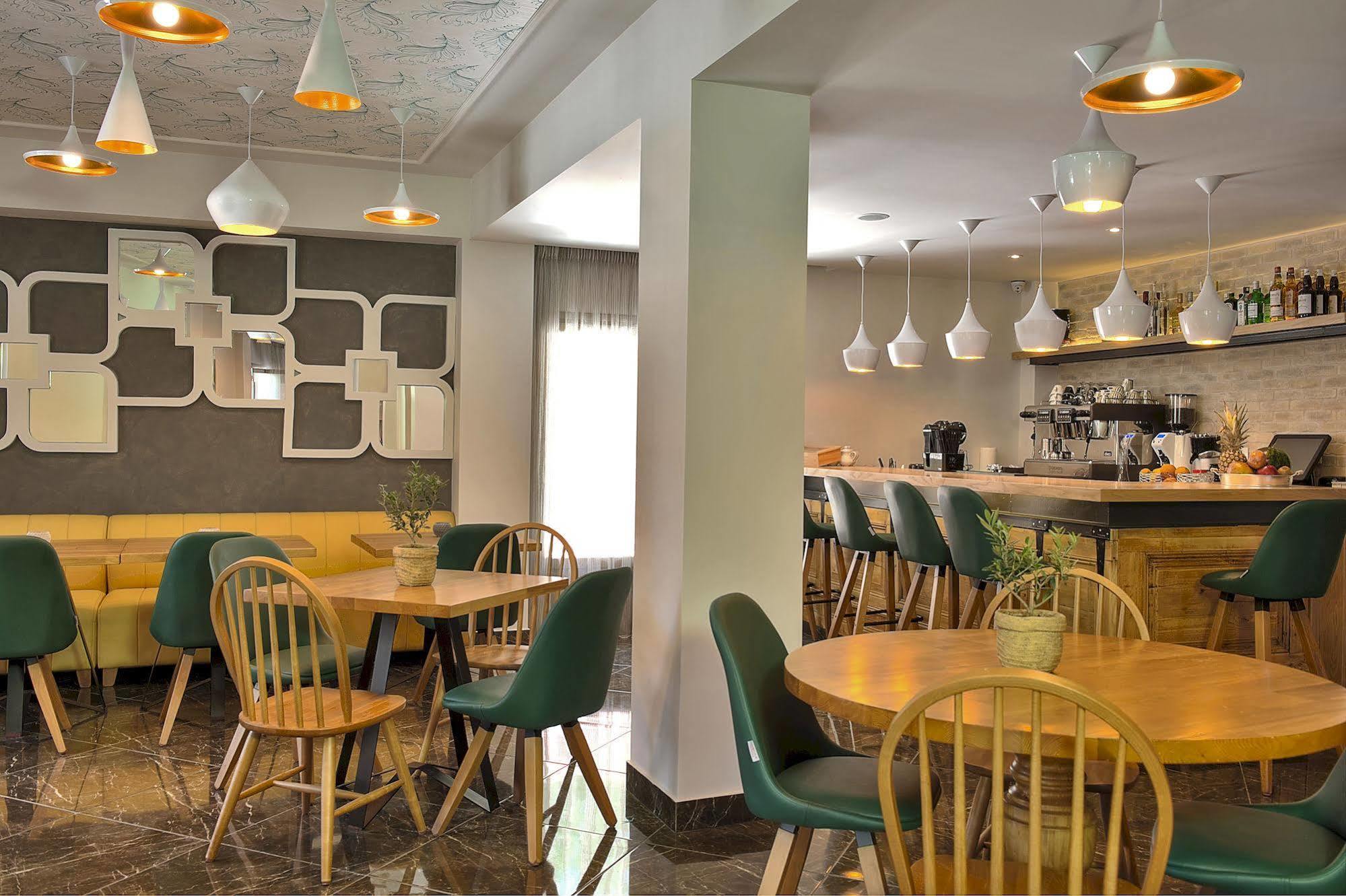 Elia Bettolo Hotel La Canea